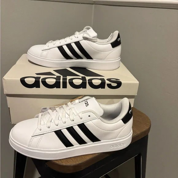 Women's Adidas Grand Court 2.0 White Sneakers - Size 7 NWT - Picture 8 of 10